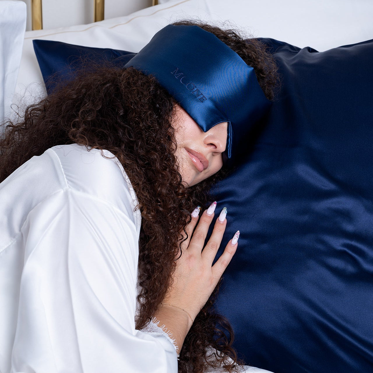 Masque de nuit 100% soie de mûrier